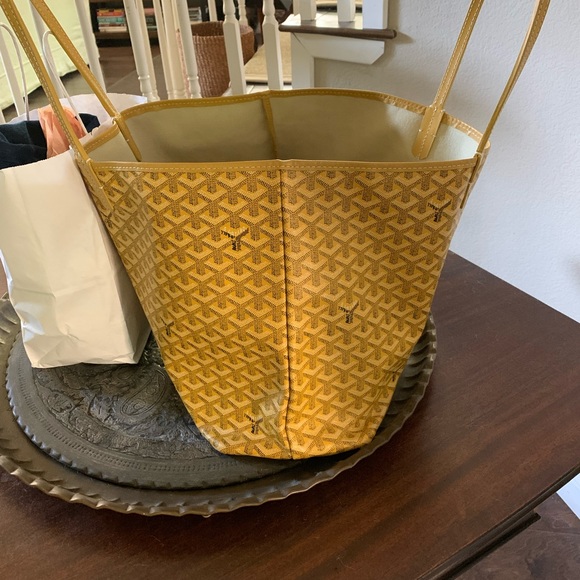 Meet your Posher, A - Picture 8 of 8